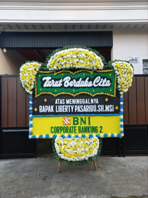 Papan Bunga Duka di Durian Rampak