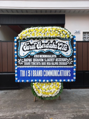 Papan Bunga Duka di Durian Rampak
